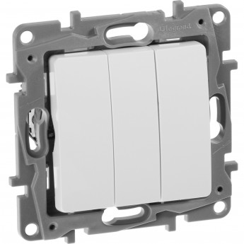 Выключатель LEGRAND Etika Plus трехклавишный 10 A 250 В белый Выключатель LEGRAND Etika Plus трехклавишный 10 A 250 В белый