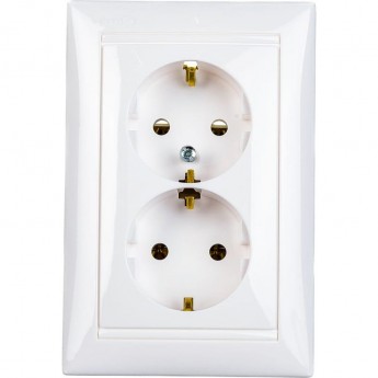 Розетка LEGRAND Valena 16А IP20 2P+E белая Розетка LEGRAND Valena 16А IP20 2P+E белая